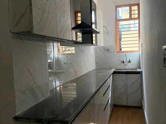 Rental | 2 BHK + Basement 900 Sq.Ft. Apartment in Chattarpur