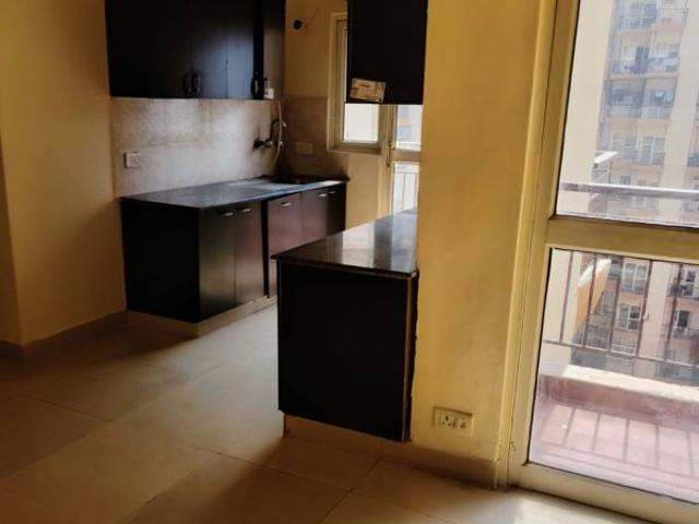 Rental | 2 BHK + Basement 950 Sq.Ft. Apartment in Aims Golf City