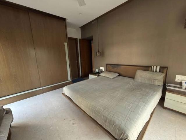 Rental | 2 BHK + Basement,Store Room 1050 Sq.Ft. Apartment in Hiranandani Gardens
