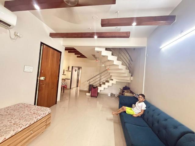 Rental | 2 BHK + Basement,Store Room 1200 Sq.Ft. Penthouse in Harmony Transbay