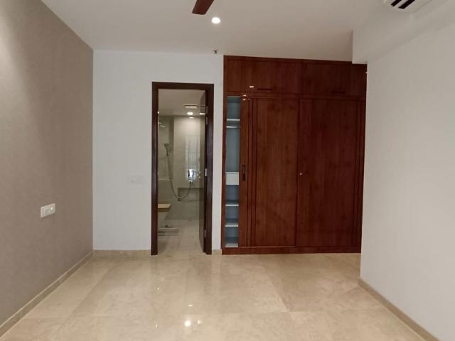 Rental | 2 BHK + Basement,Store Room 1215 Sq.Ft. Apartment in Hiranandani Castle Rock