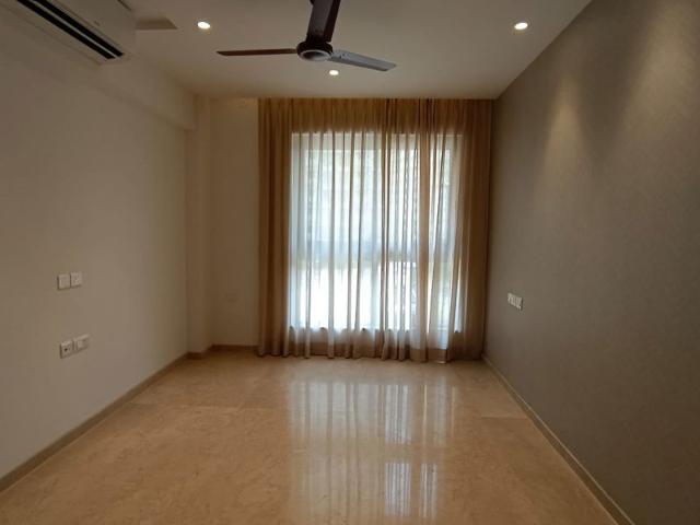 Rental | 2 BHK + Basement,Store Room 1220 Sq.Ft. Apartment in Hiranandani Castle Rock