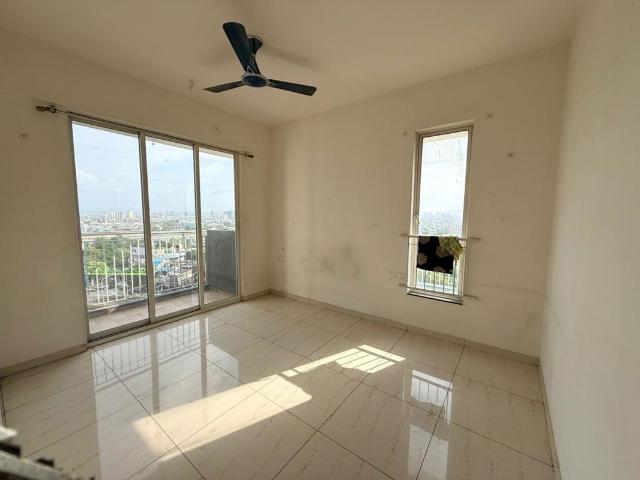 Rental | 2 BHK + Extra Room 620 Sq.Ft. Apartment in Mahindra Antheia