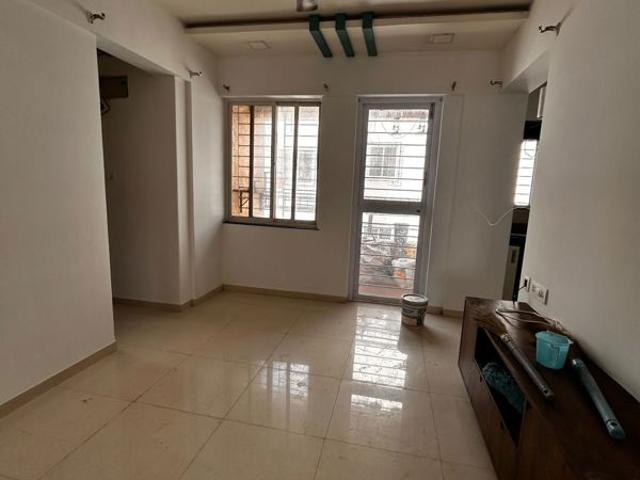 Rental | 2 BHK + Extra Room 620 Sq.Ft. Apartment in Mahindra Centralis Tower 3