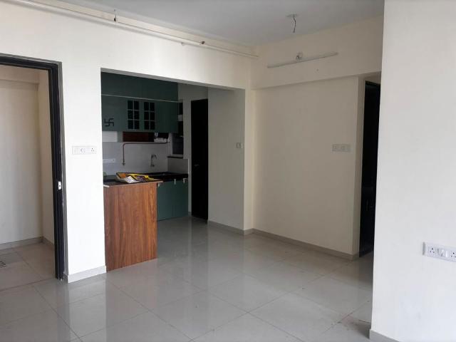 Rental | 2 BHK + Extra Room 650 Sq.Ft. Apartment in Kolte Patil Life Republic