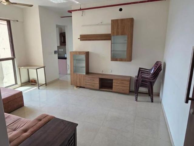 Rental | 2 BHK + Extra Room 670 Sq.Ft. Apartment in Runwal Bliss