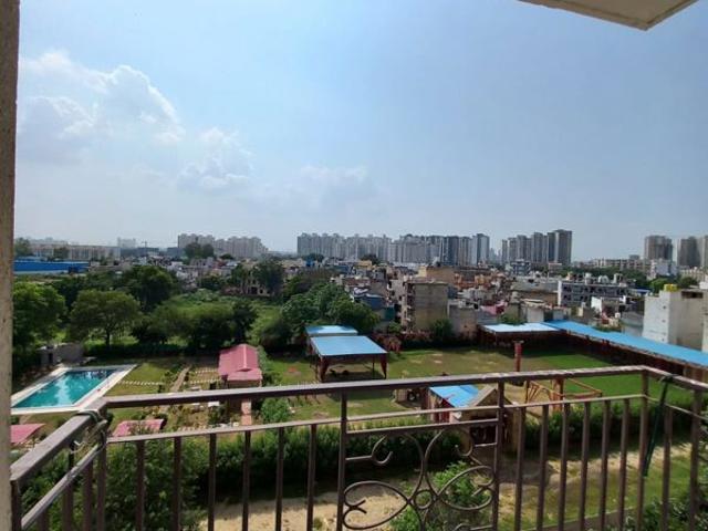 Rental | 2 BHK + Extra Room 670 Sq.Ft. Apartment in ROF Aalayas