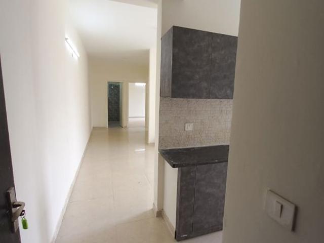 Rental | 2 BHK + Extra Room 700 Sq.Ft. Apartment in Signature The Millennia 2
