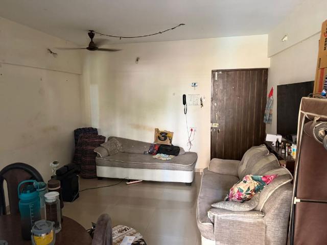 Rental | 2 BHK + Extra Room 700 Sq.Ft. Apartment in Vihang Hills