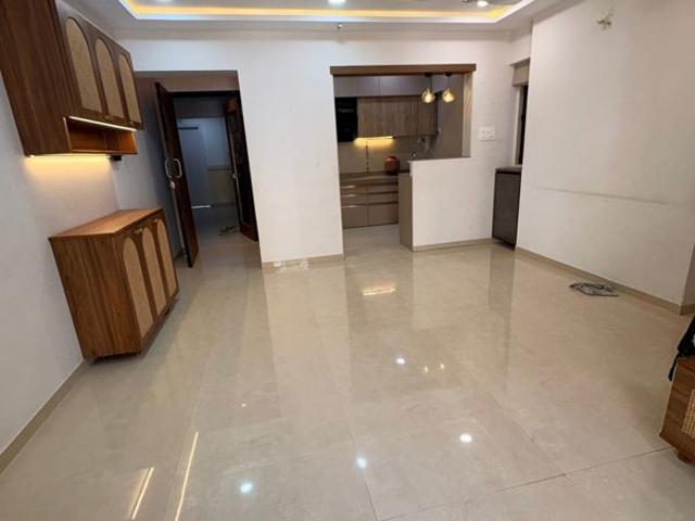 Rental | 2 BHK + Extra Room 750 Sq.Ft. Apartment in Cosmos Horizon