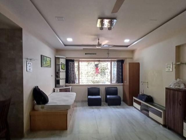 Rental | 2 BHK + Extra Room 770 Sq.Ft. Apartment in Centre Point Society