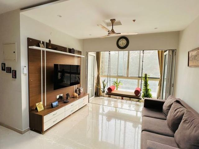 Rental | 2 BHK + Extra Room 780 Sq.Ft. Apartment in Godrej The Trees