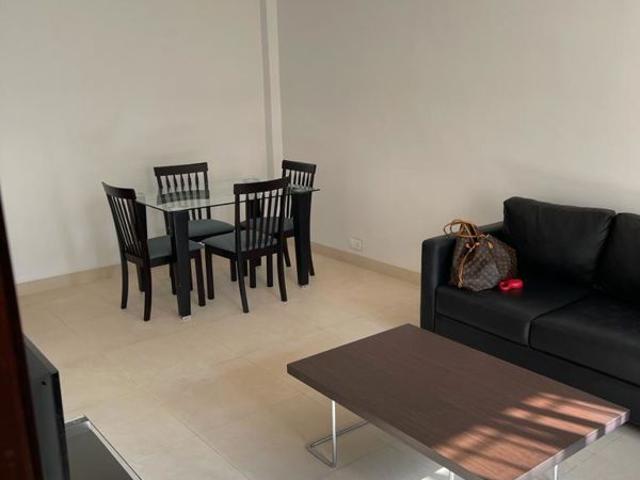 Rental | 2 BHK + Extra Room 800 Sq.Ft. Apartment in Deepali CHS Bandra