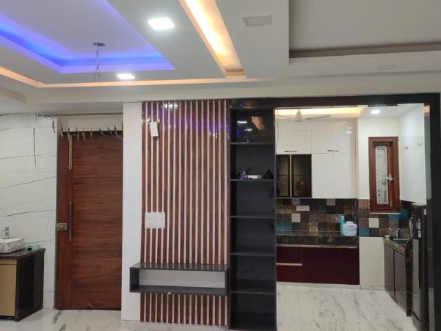 Rental | 2 BHK + Extra Room 805 Sq.Ft. Apartment in Sector 105