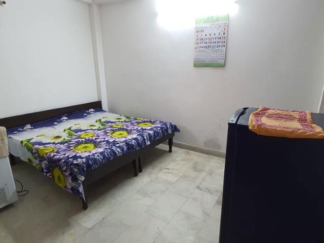 Rental | 2 BHK + Extra Room 850 Sq.Ft. Independent House in Vaishali Sector 4
