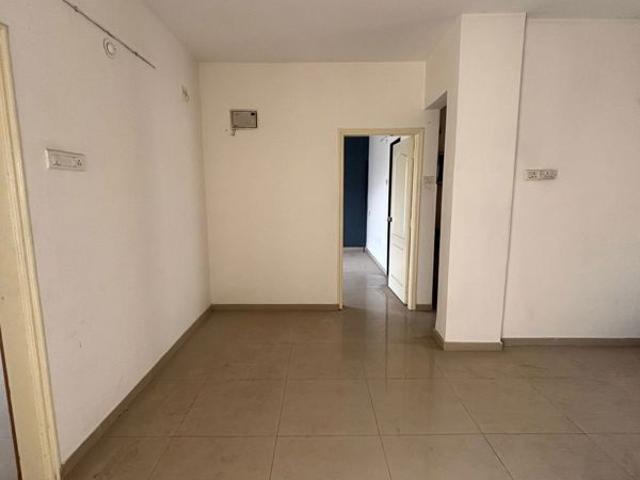Rental | 2 BHK + Extra Room 860 Sq.Ft. Apartment in G K Daffodils Housing Society