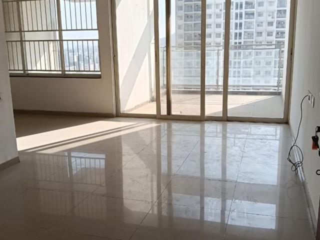 Rental | 2 BHK + Extra Room 870 Sq.Ft. Apartment in Kolte Patil Life Republic