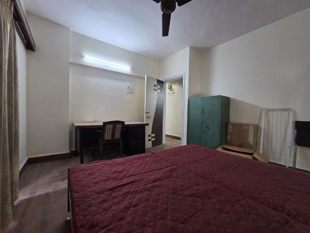 Rental | 2 BHK + Extra Room 870 Sq.Ft. Apartment in Rajnigandha CHS Goregaon