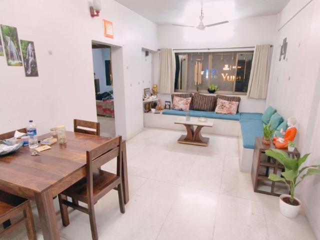 Rental | 2 BHK + Extra Room 900 Sq.Ft. Apartment in Andheri West
