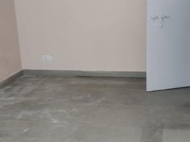 Rental | 2 BHK + Extra Room 900 Sq.Ft. Apartment in Janakpuri