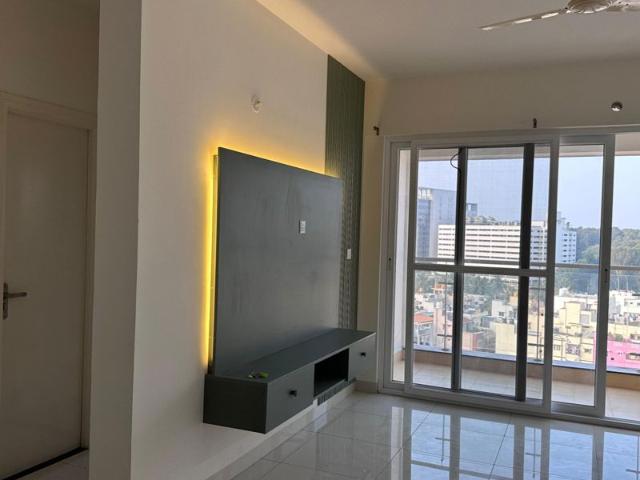 Rental | 2 BHK + Extra Room 938 Sq.Ft. Apartment in Salarpuria Sattva Exotic