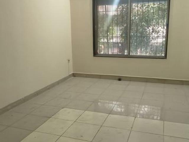 Rental | 2 BHK + Extra Room 950 Sq.Ft. Apartment in Planet Millennium CHS