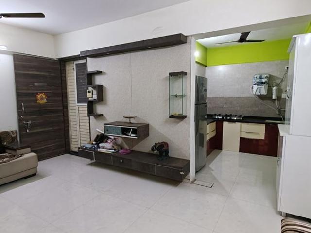 Rental | 2 BHK + Extra Room 950 Sq.Ft. Apartment in Sukhwani Gracia