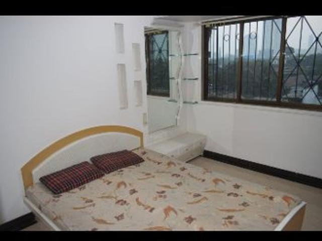 Rental | 2 BHK + Extra Room 1000 Sq.Ft. Apartment in Prabhadevi CHS