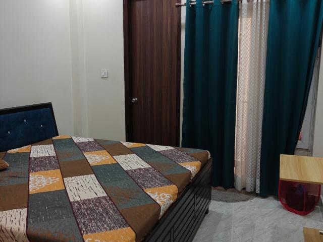 Rental | 2 BHK + Extra Room 1000 Sq.Ft. Independent House in Deva Road