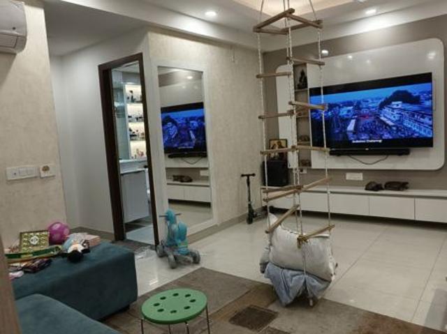 Rental | 2 BHK + Extra Room 1100 Sq.Ft. Apartment in Tata Eureka Park