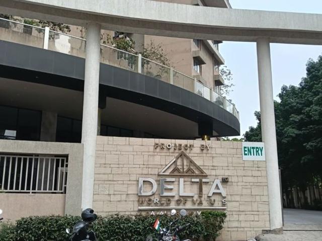 Rental | 2 BHK + Extra Room 1100 Sq.Ft. Apartment in Balaji Delta Central