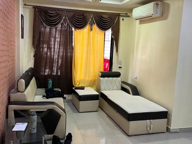 Rental | 2 BHK + Extra Room 1100 Sq.Ft. Apartment in Gayatri Sankul