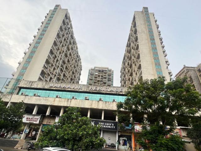 Rental | 2 BHK + Extra Room 1100 Sq.Ft. Apartment in Mahaavir Heritage