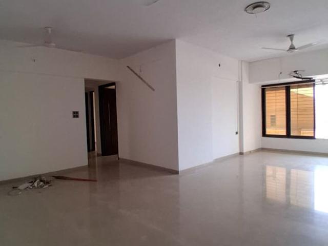 Rental | 2 BHK + Extra Room 1175 Sq.Ft. Apartment in Bhumiraj Retreat
