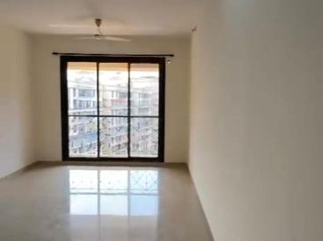 Rental | 2 BHK + Extra Room 1200 Sq.Ft. Apartment in Hyde Park CHS