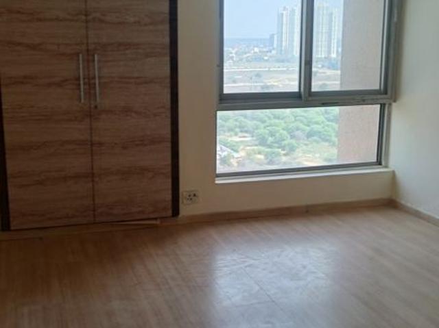 Rental | 2 BHK + Extra Room 1200 Sq.Ft. Apartment in Pioneer Park Phase 1