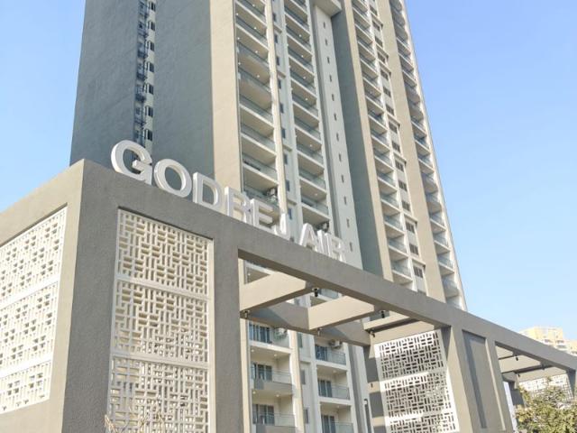 Rental | 2 BHK + Extra Room 1406 Sq.Ft. Apartment in Godrej Air Sector 85