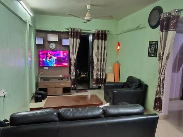 Rental | 2 BHK + Extra Room 1400 Sq.Ft. Apartment in Mutha Hermes Drome Phase I