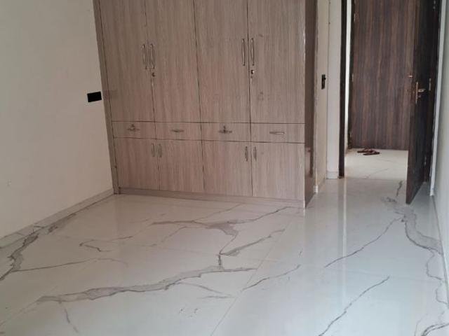 Rental | 2 BHK + Extra Room 1550 Sq.Ft. Apartment in Pioneer Park Araya