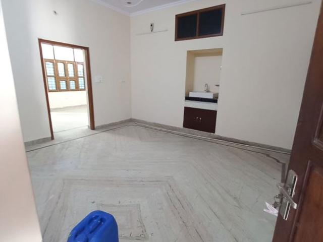 Rental | 2 BHK + Extra Room 2500 Sq.Ft. Independent House in Kadipur