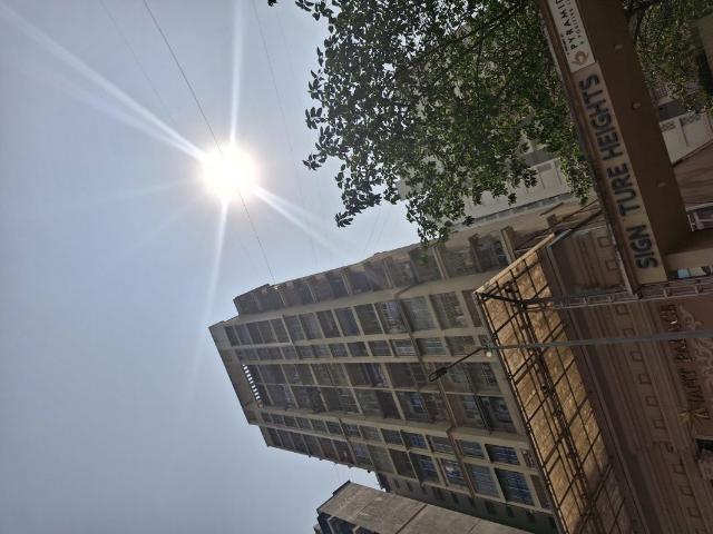 Rental | 2 BHK + Extra Room,Basement 1270 Sq.Ft. Apartment in Pyramid Signature Heights