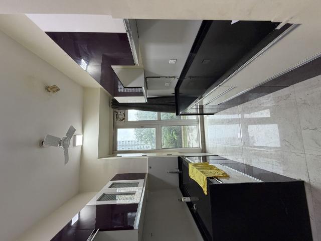 Rental | 2 BHK + Extra Room,Store Room 681 Sq.Ft. Apartment in Tata Serein