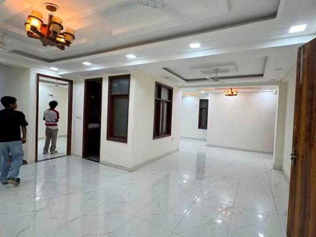 Rental | 2 BHK + Servant Room,Extra Room 1000 Sq.Ft. Apartment in Chattarpur