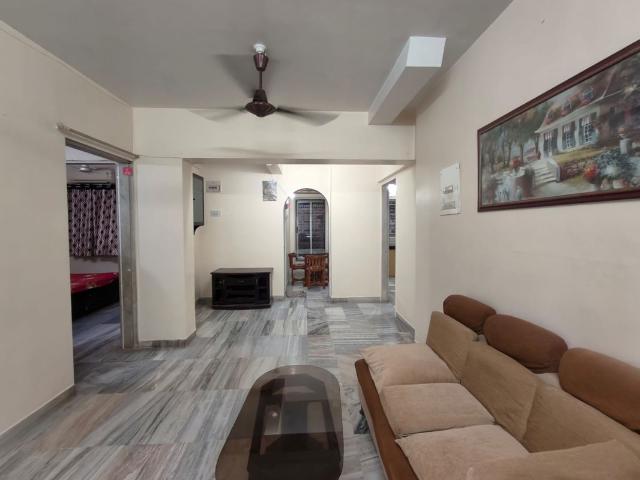 Rental | 2 BHK + Servant Room,Extra Room 800 Sq.Ft. Apartment in Evershine CHS Malad