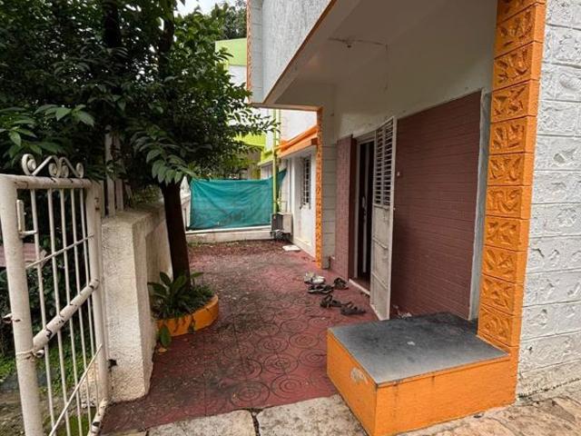 Rental | 2 BHK + Servant Room,Study Room 1000 Sq.Ft. Villa in Lantana Gardens