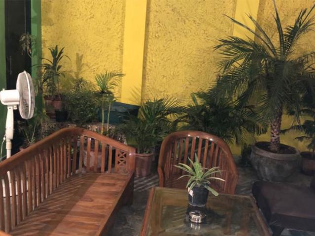 Rental | 2 BHK + Servant Room,Study Room 120 Sq.Yd. Apartment in Sector 10A