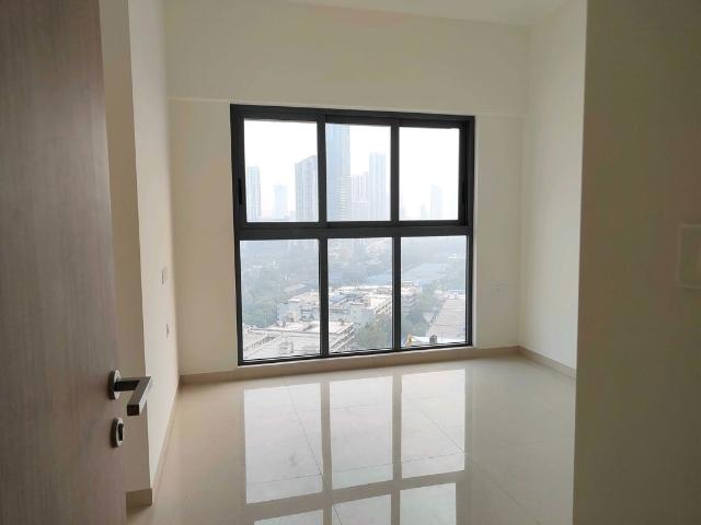 Rental | 2 BHK + Servant Room,Study Room 792 Sq.Ft. Apartment in Lodha Vista