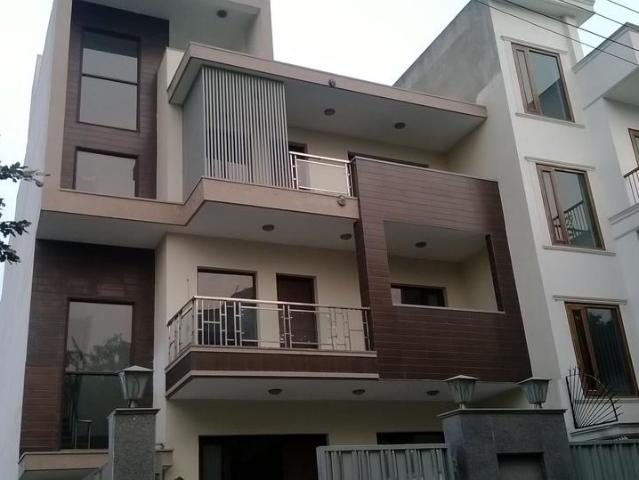 Rental | 2 BHK + Servant Room,Study Room,Extra Room,Store Room 1435 Sq.Ft. Independent House in Sector 4