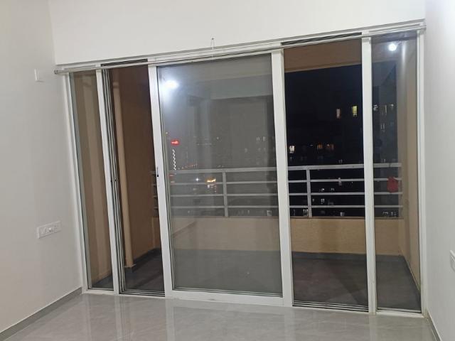 Rental | 2 BHK + Servant Room,Study Room,Extra Room,Store Room 703 Sq.Ft. Apartment in Silver Silver 9