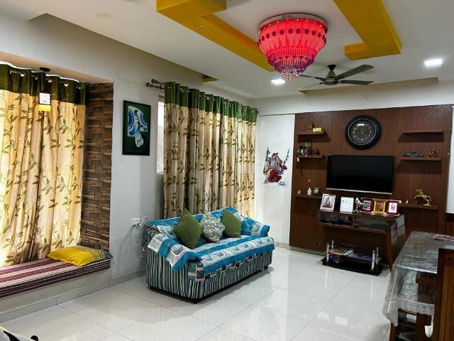 Rental | 2 BHK + Servant Room,Study Room,Extra Room,Store Room 702 Sq.Ft. Apartment in Aadi Sai Capital